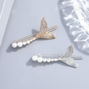 Pearl and gold hair clips